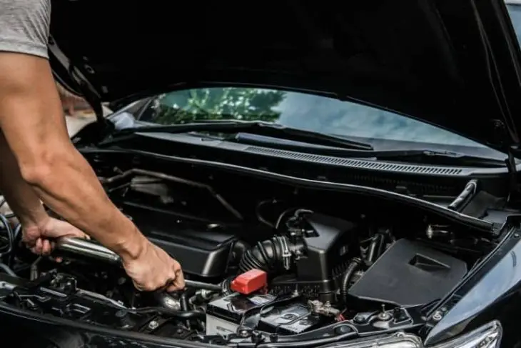 How to Fix/Quiet a Noisy Lifter - 5 Best Ways to Fix or Quiet a Noisy Lifter How to Fix or Quiet a Noisy Lifter_Get Soundproofing_Get Soundproofing
