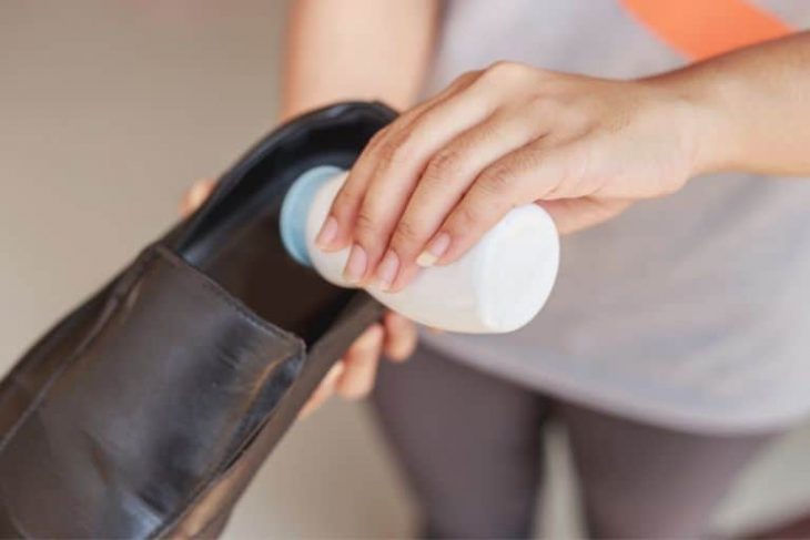 How to Fix Squeaky Shoes Bottoms - Best Ways How to Fix Squeaky Shoes Bottoms