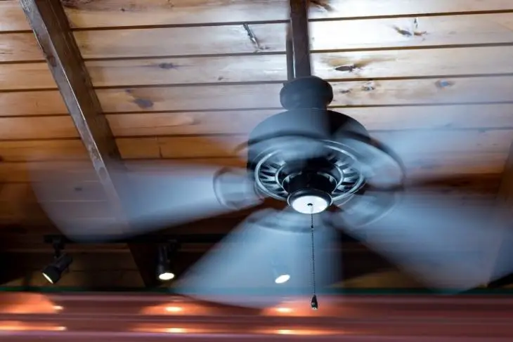 Why Is My Ceiling Fan Clicking and How to Fix it_Get Soundproofing